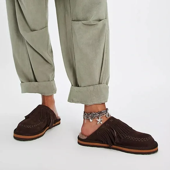 NWT Free People Fallon Fringe Mules Size 9 Women’s - Picture 1 of 14